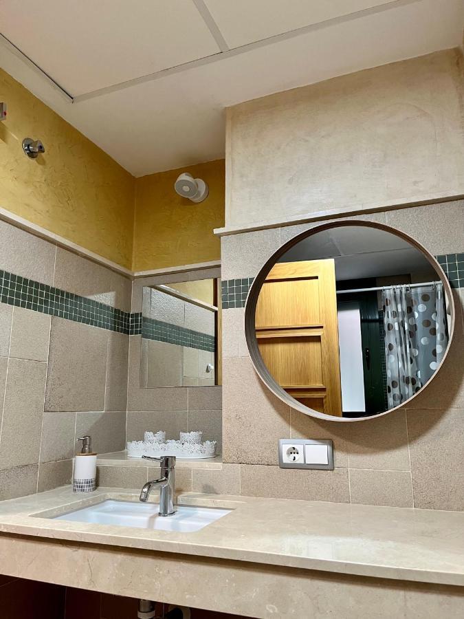 1D Brand New Apartment Downtown Sevilla, Azofaifo Street Bagian luar foto
